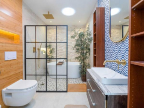 Steam and Rainfall showers